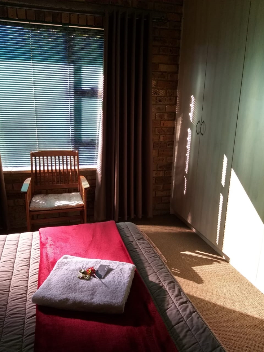 5 Bedroom Property for Sale in Vaalpark Free State